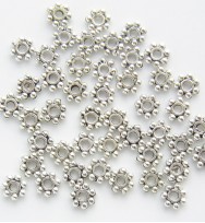 Daisy Spacers 4mm